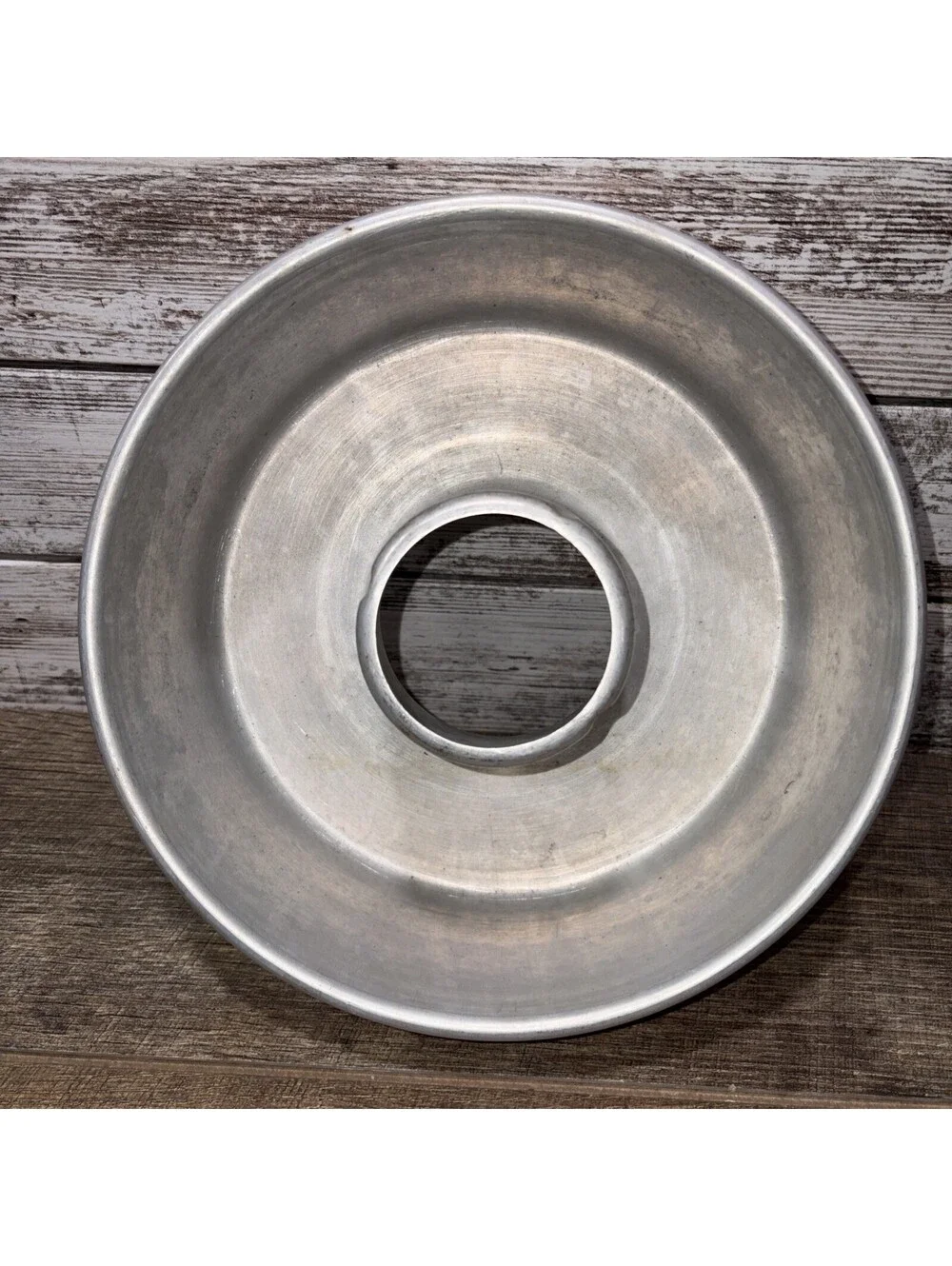 Vintage Wear-Ever Bundt Cake Angel Food Cake Aluminum Pan No. 5214 Heavy Duty.